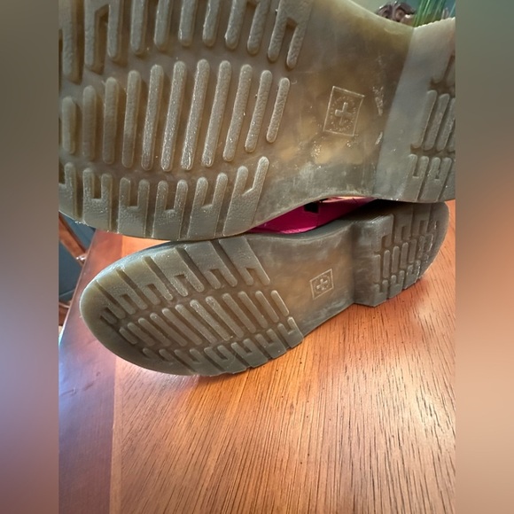 Dr. Martens Doc Martens Air Wair Kids Hot Pink Zipper Boot patent lamper size 3 - Picture 7 of 12